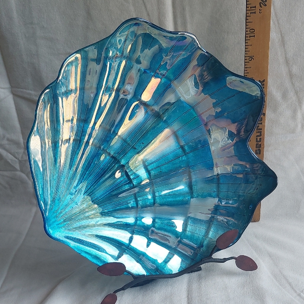Blue Shell-Shaped Decorative Glass Bowl